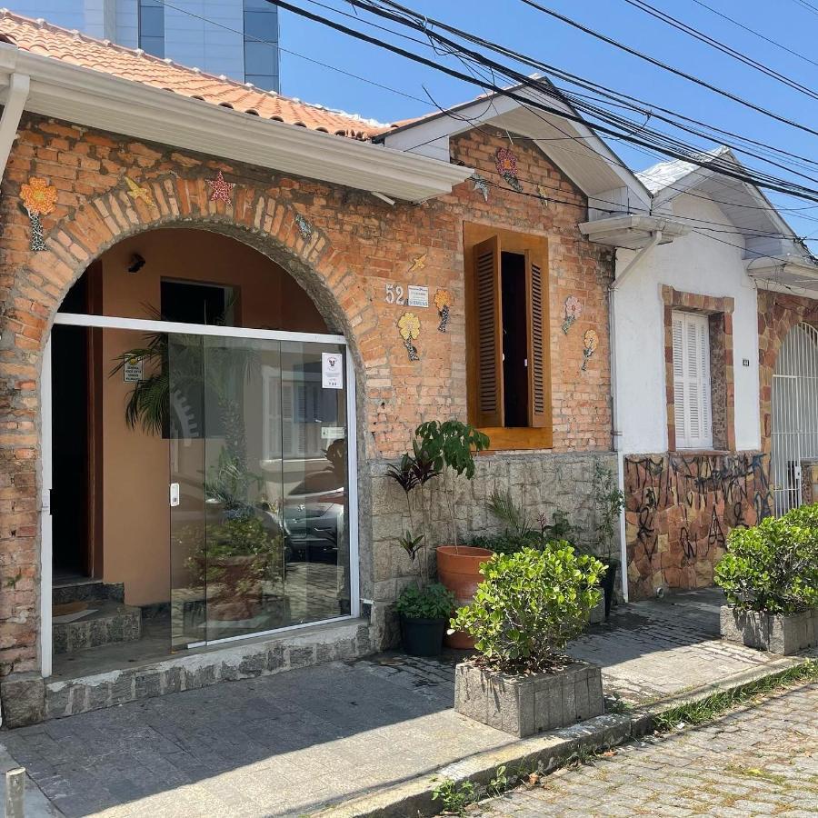 Casa De Tijolos Com Churrasqueira Vila Fechada ساو باولو المظهر الخارجي الصورة